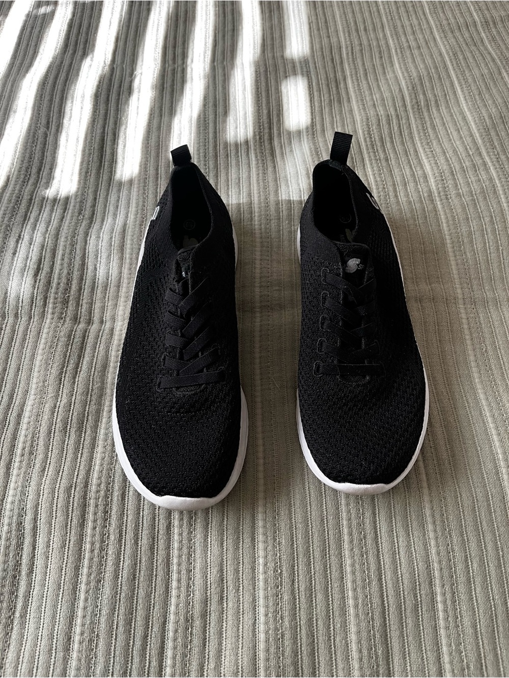 Women’s slide on sketchers